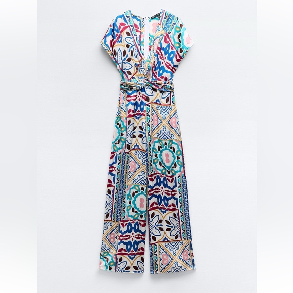 Zara -Satin Effect Print Jumpsuit -size S - NWT - Picture 5 of 8